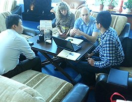 Welcome Alex and his team come to sign the contract face to face