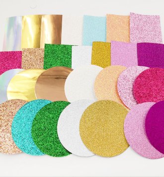 Paper cards inside the box/tray