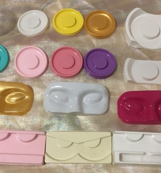 Single-pair lash tray